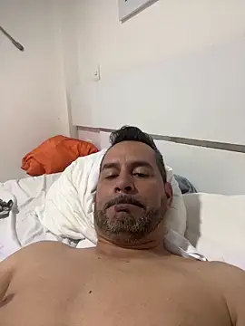 Snapshot of party2025 chatting on January 2025 01:35:01 PM party2025 online show from January 2025 01:35:01 PM