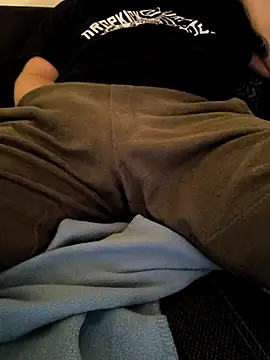 OdinWolf1990 online show from October 2025 07:45:02 PM