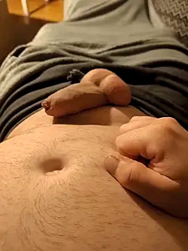 OdinWolf1990 online show from November 2025 09:28:01 PM