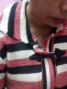 Snapshot of Urmila_bhabhii chatting on February 2025 05:05:02 PM Urmila bhabhii online show from February 2025 05:05:02 PM