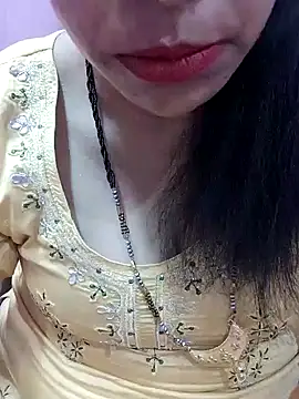 Snapshot of Urmila_bhabhii chatting on February 2025 03:45:02 PM Urmila bhabhii online show from February 2025 03:45:02 PM