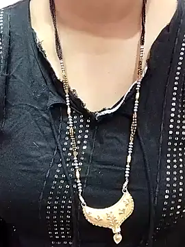 Snapshot of Urmila_bhabhii chatting on February 2025 08:27:02 AM Urmila bhabhii online show from February 2025 08:27:02 AM