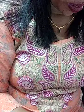 Snapshot of Urmila_bhabhii chatting on March 2025 08:24:02 AM Urmila bhabhii online show from March 2025 08:24:02 AM