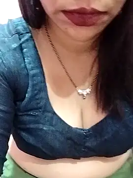 Snapshot of Urmila_bhabhii chatting on March 2025 04:46:01 PM Urmila bhabhii online show from March 2025 04:46:01 PM