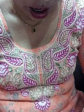 Snapshot of Urmila_bhabhii chatting on March 2025 05:52:02 AM Urmila bhabhii online show from March 2025 05:52:02 AM