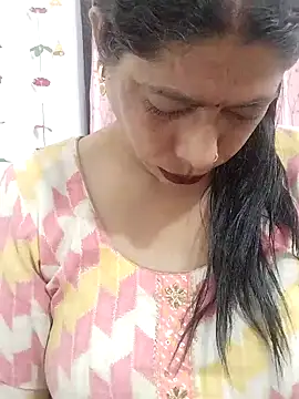 Snapshot of Urmila_bhabhii chatting on November 2025 04:09:02 PM Urmila bhabhii online show from November 2025 04:09:02 PM