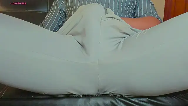 MrLonely02 online show from December 2024 02:01:02 AM