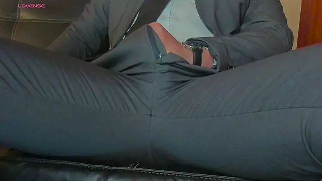 MrLonely02 online show from January 2025 11:13:01 PM