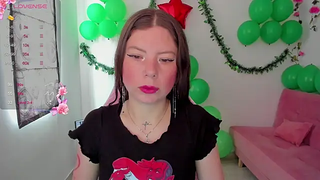 Snapshot of Susana_garcia_ chatting on December 2024 03:27:01 PM Susana garcia online show from December 2024 03:27:01 PM