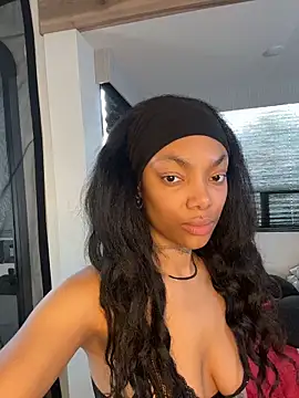 butterflybootyy online show from March 2026 02:01:02 PM