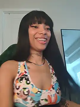 butterflybootyy online show from June 2026 06:46:02 PM