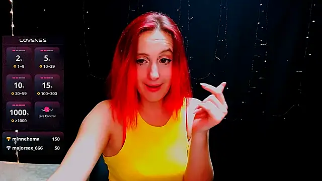 Snapshot of AgathaNoxe chatting on February 2025 01:02:01 AM AgathaNoxe online show from February 2025 01:02:01 AM