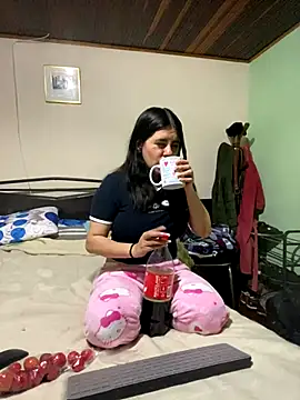 Snapshot of emiliaharper408 chatting on December 2024 05:42:01 AM emiliaharper408 online show from December 2024 05:42:01 AM