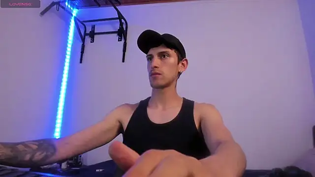 Snapshot of ImVen980 chatting on January 2025 09:42:02 PM ImVen980 online show from January 2025 09:42:02 PM