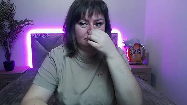 ZannaDreil online show from September 2025 06:11:02 PM