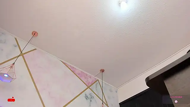 lizortiz online show from November 2025 02:29:01 PM