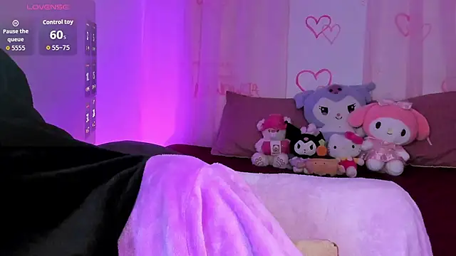 melody suarez online show from October 2025 10:54:02 PM