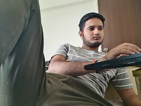 Jonrobinso online show from May 2026 04:50:01 AM