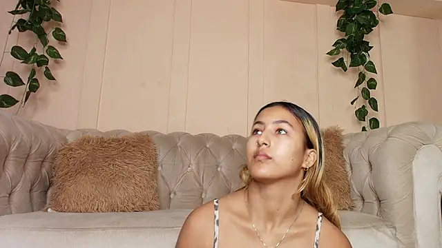 miranda villa online show from October 2025 12:37:02 PM