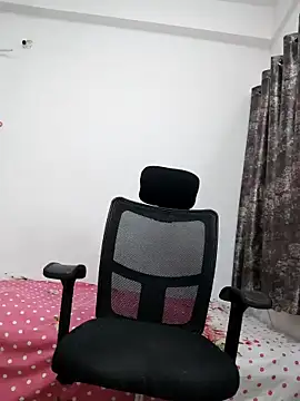 sanaya baby online show from March 2026 05:46:01 PM