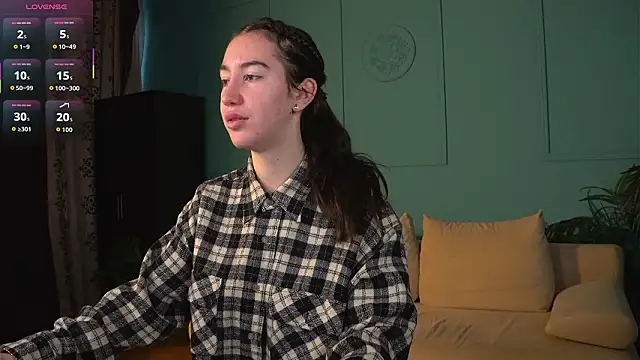 Snapshot of Belle_Via chatting on March 2026 10:41:02 AM Belle Via online show from March 2026 10:41:02 AM