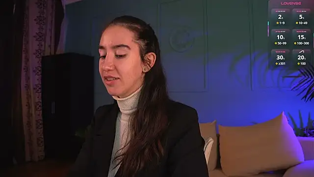 Snapshot of Belle_Via chatting on April 2026 02:33:02 PM Belle Via online show from April 2026 02:33:02 PM