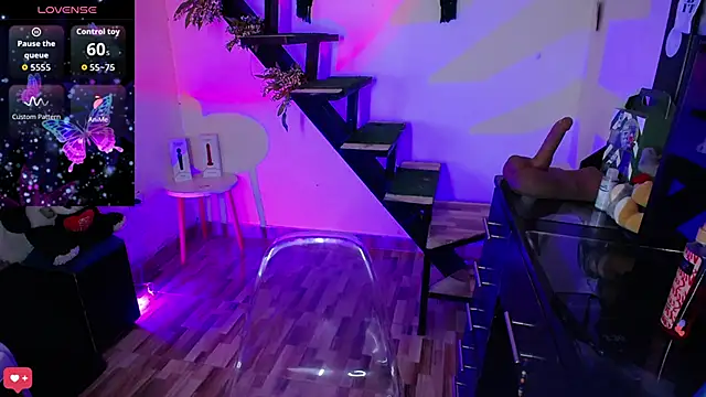 Kendall Gil online show from March 2026 08:37:01 PM