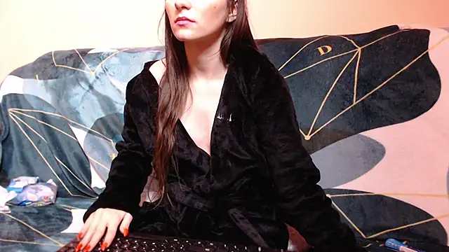 AlmaQueen online show from December 2024 12:56:01 PM