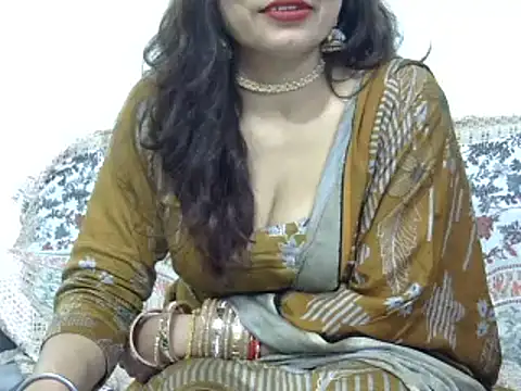Snapshot of mishi_kaur chatting on February 2025 06:04:01 AM mishi kaur online show from February 2025 06:04:01 AM