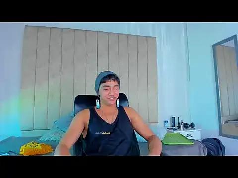 Snapshot of Muichiro_tokito1 chatting on January 2025 06:24:02 AM Muichiro tokito1 online show from January 2025 06:24:02 AM