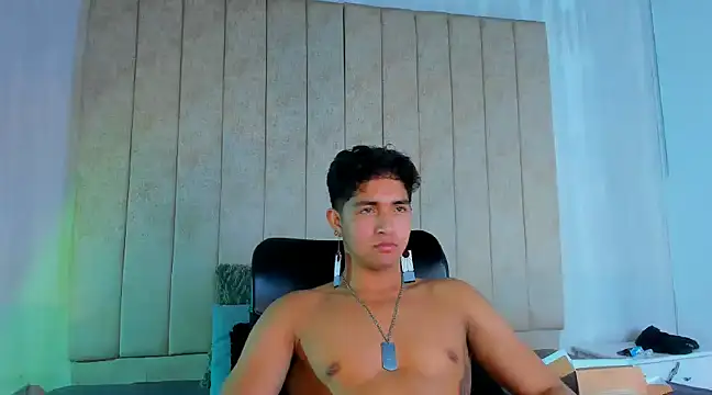 Snapshot of Muichiro_tokito1 chatting on January 2025 03:53:01 AM Muichiro tokito1 online show from January 2025 03:53:01 AM