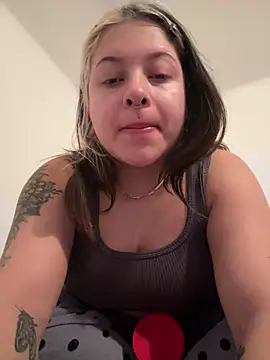 Snapshot of sammymoon chatting on January 2025 09:57:01 AM sammymoon online show from January 2025 09:57:01 AM
