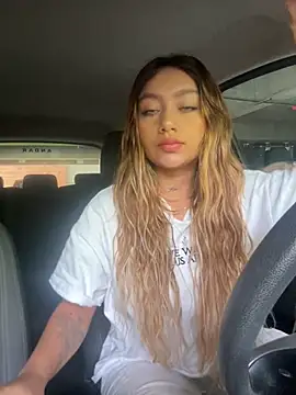 amanda-medrano1 online show from March 2025 02:01:02 PM