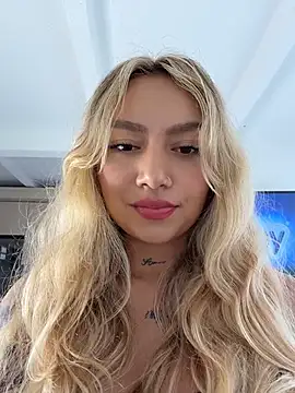 amanda-medrano1 online show from July 2026 04:57:01 PM