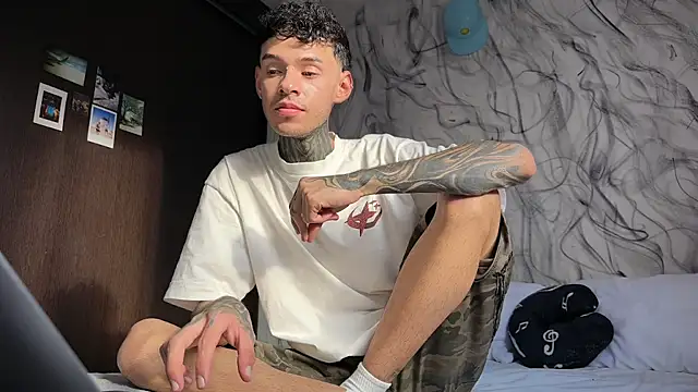 Saturno v online show from April 2026 09:48:01 PM