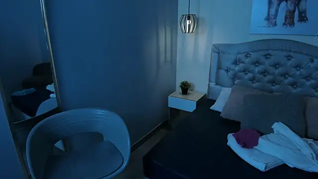 escarleth   online show from April 2026 01:58:02 PM