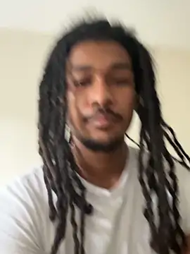 Snapshot of Mazi_Kazi03 chatting on May 2026 05:40:01 PM Mazi Kazi03 online show from May 2026 05:40:01 PM
