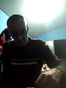 Snapshot of hugosafado333 chatting on December 2024 07:35:01 AM hugosafado333 online show from December 2024 07:35:01 AM