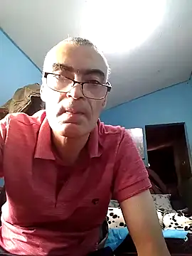 Snapshot of hugosafado333 chatting on March 2025 04:32:02 PM hugosafado333 online show from March 2025 04:32:02 PM