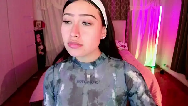 Emilyswan04 online show from January 2026 02:49:01 AM