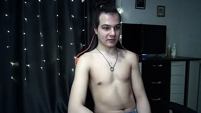 Snapshot of sweet_lucifer666 chatting on March 2025 10:48:02 PM sweet lucifer666 online show from March 2025 10:48:02 PM