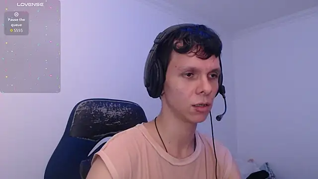 bryamado69 online show from January 2026 12:10:02 PM