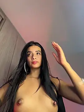 Laura fernandezII online show from November 2025 02:23:02 AM