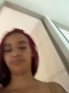 Laura fernandezII online show from January 2026 08:00:01 PM