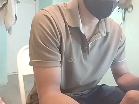 Snapshot of vicky0805 chatting on March 2025 09:01:02 AM vicky0805 online show from March 2025 09:01:02 AM