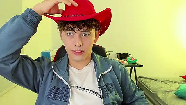 Snapshot of dani_2226 chatting on December 2024 05:47:01 AM dani 2226 online show from December 2024 05:47:01 AM