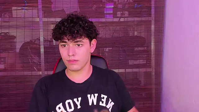 Snapshot of dani_2226 chatting on February 2025 05:41:01 AM dani 2226 online show from February 2025 05:41:01 AM