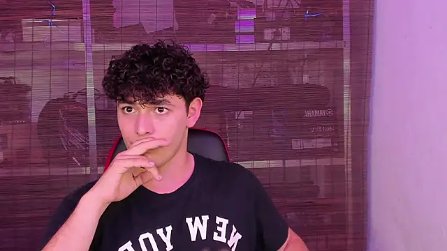 Snapshot of dani_2226 chatting on February 2025 05:09:01 AM dani 2226 online show from February 2025 05:09:01 AM