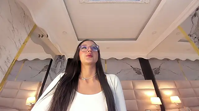 Princess Violett online show from October 2025 02:40:02 PM