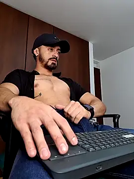 MAXIMUS MASTE3 online show from March 2025 09:27:02 PM